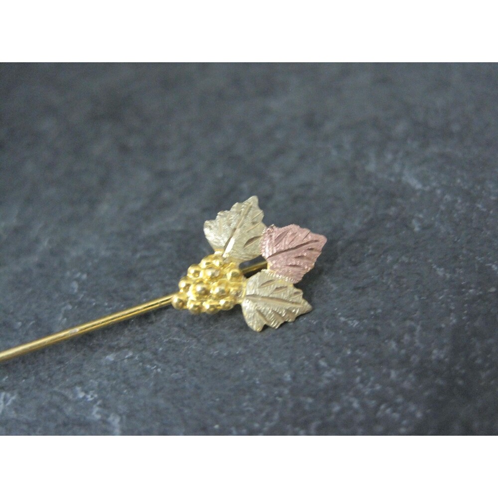 Vintage Landstroms Black Hills Gold Stick Pin 10K/12K